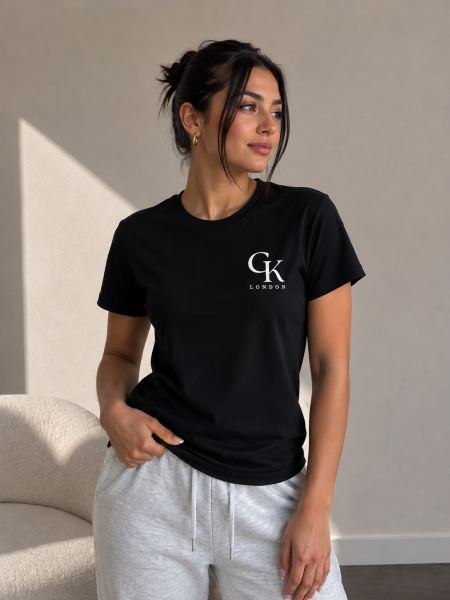 GK London Essential T-Shirt Women